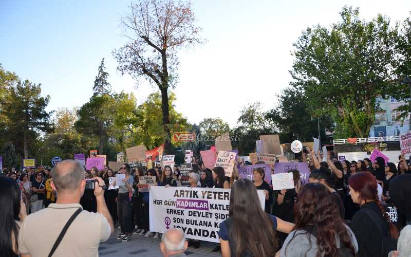 Kadın Cinayeti Uşak