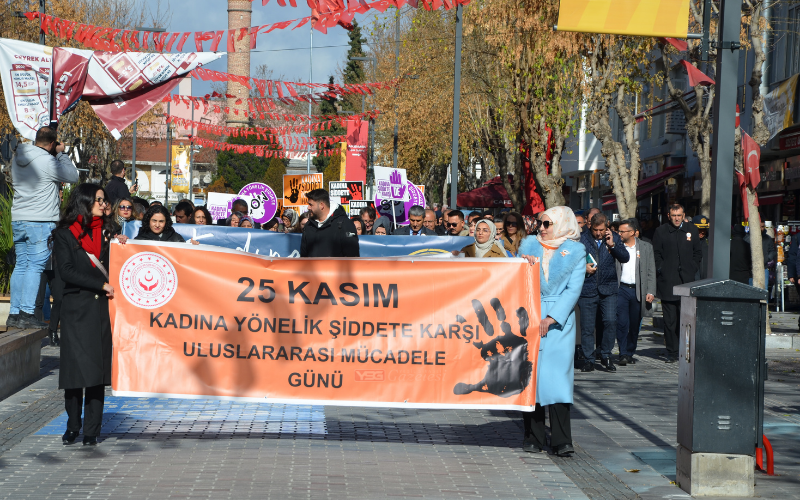 Uşak Haberleri Kadına Şiddet Yürüyüşü