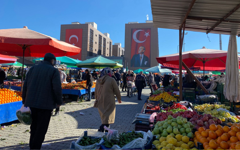 Uşak Haberleri Çarşamba Pazarı