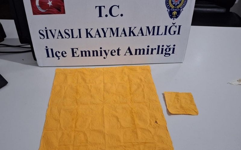 Sivaslı 1 (2)