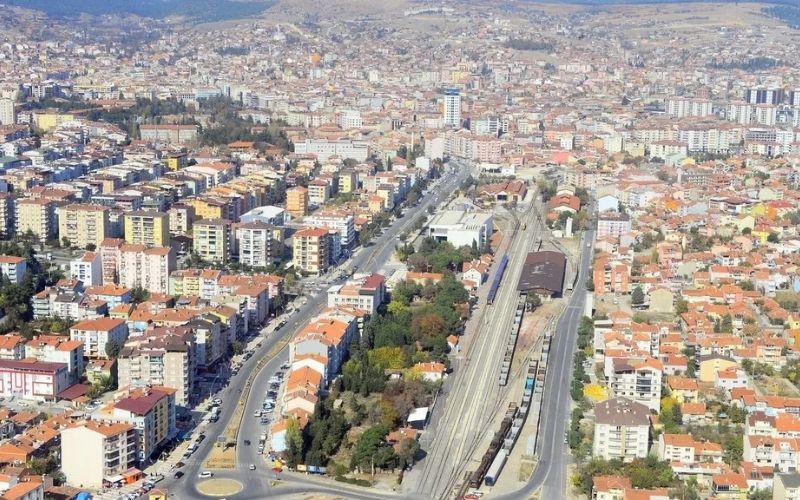 U Ş A K K