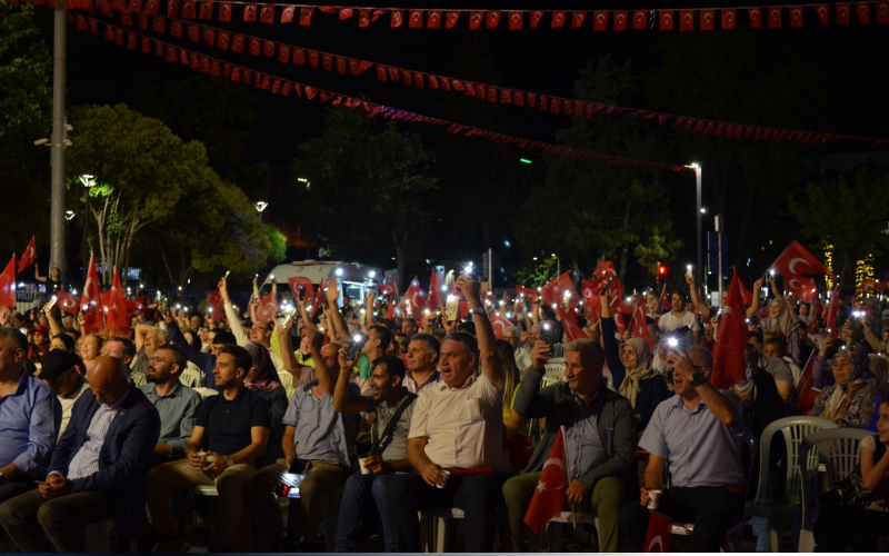 Uşak 15 Temmuz (1)