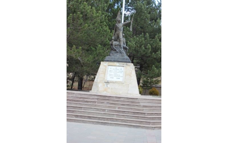 Anıt