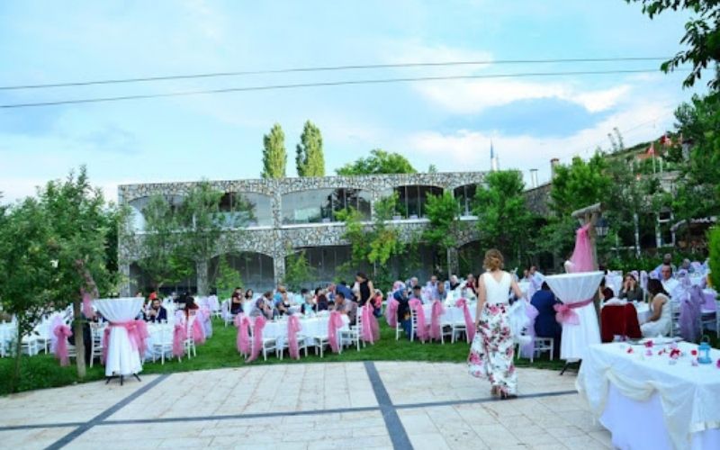 Dugunsalonu