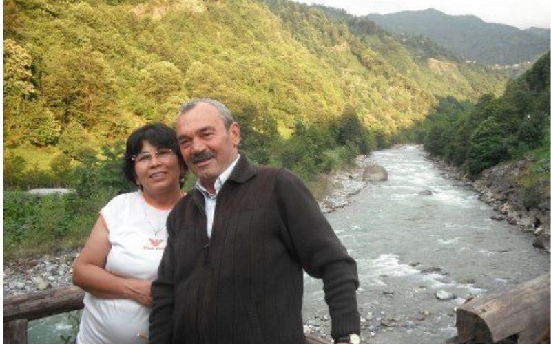 T A H S İ N 1