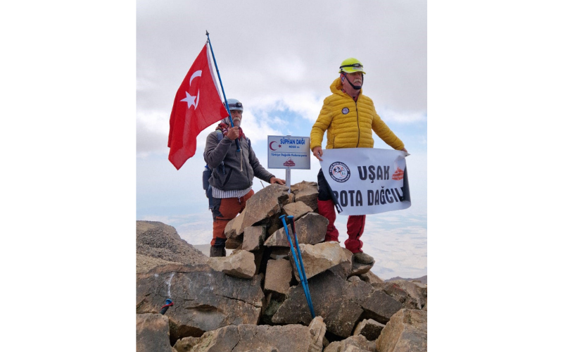 Uşaklı Dağcılar