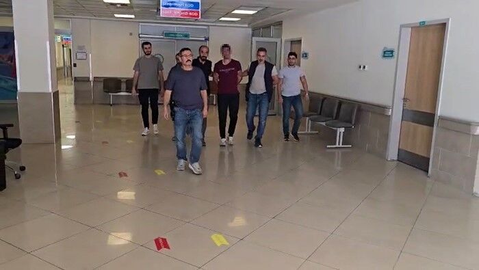 62 kesinleşmiş hapis cezası bulunan şahıs parkta gezerken yakalandı