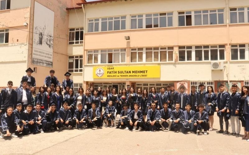 Ticaret Lisesi