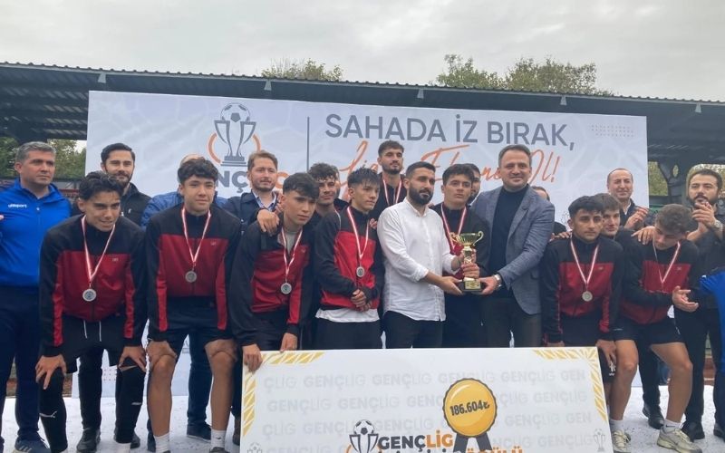 Uşaksporlisesi 1