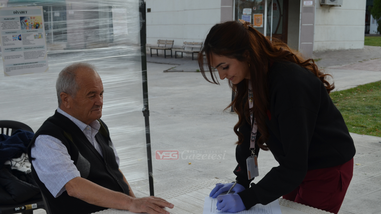 Uşak Üni Öğrencileri4