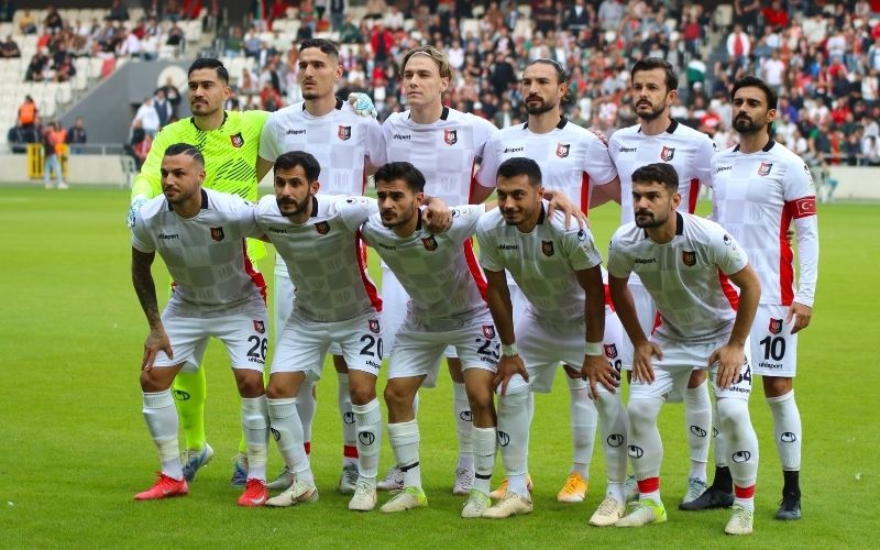 Uşsakspor (1)