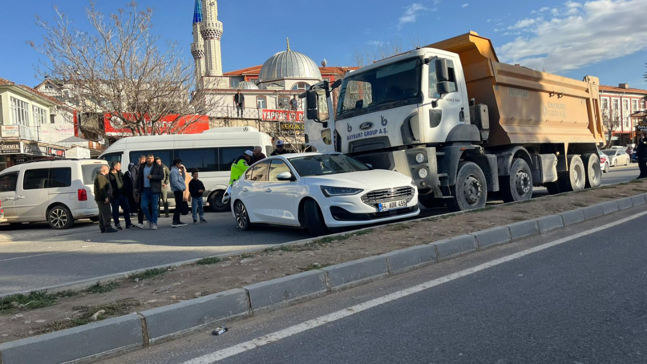 Sivaslı Trafik Kazası 7.012