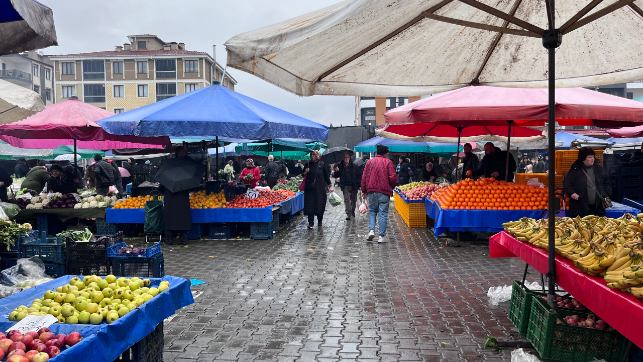 Uşak Çarşamba Pazarı 2