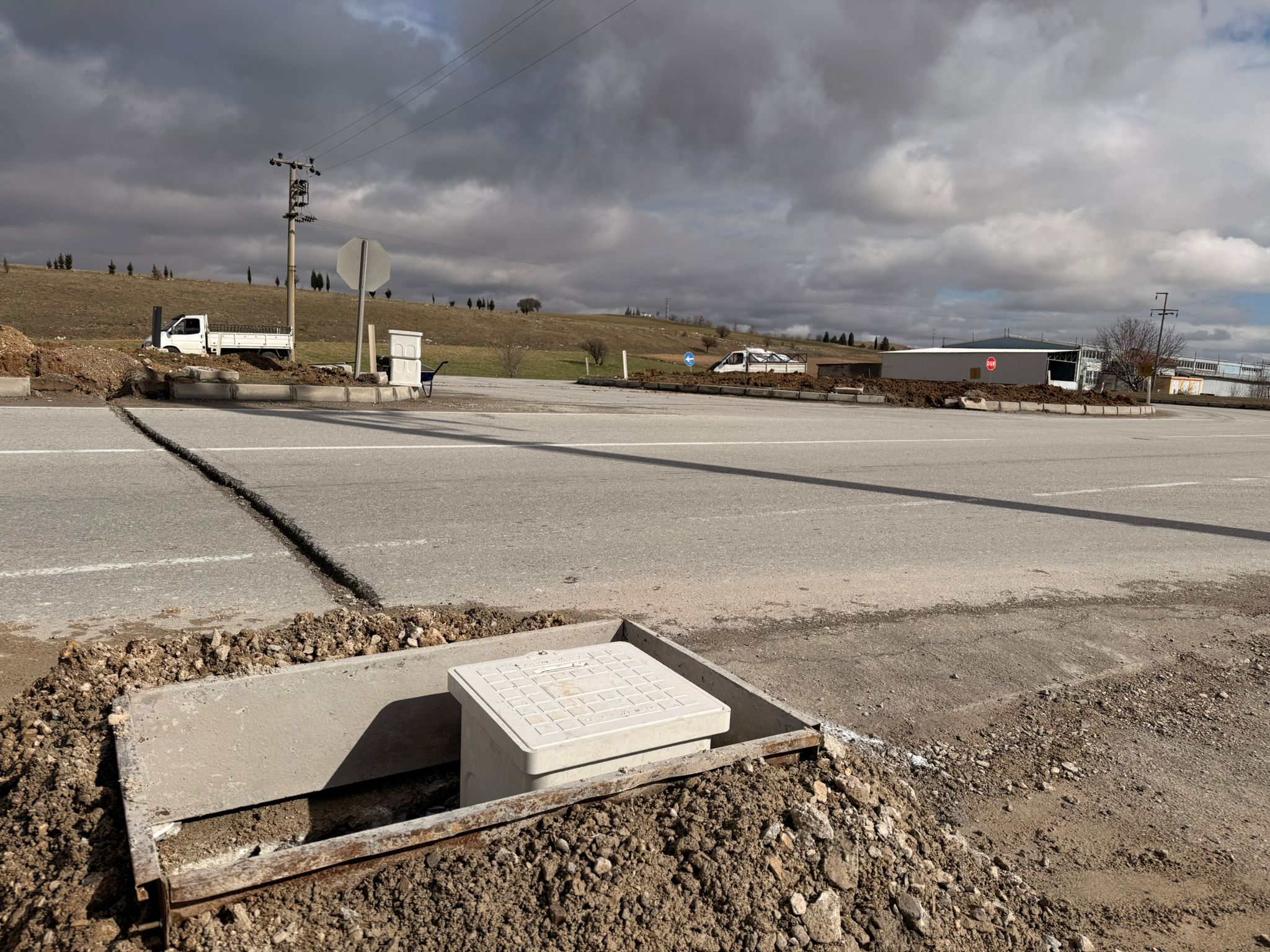 Uşak Cezaevi Kavşağı Işık