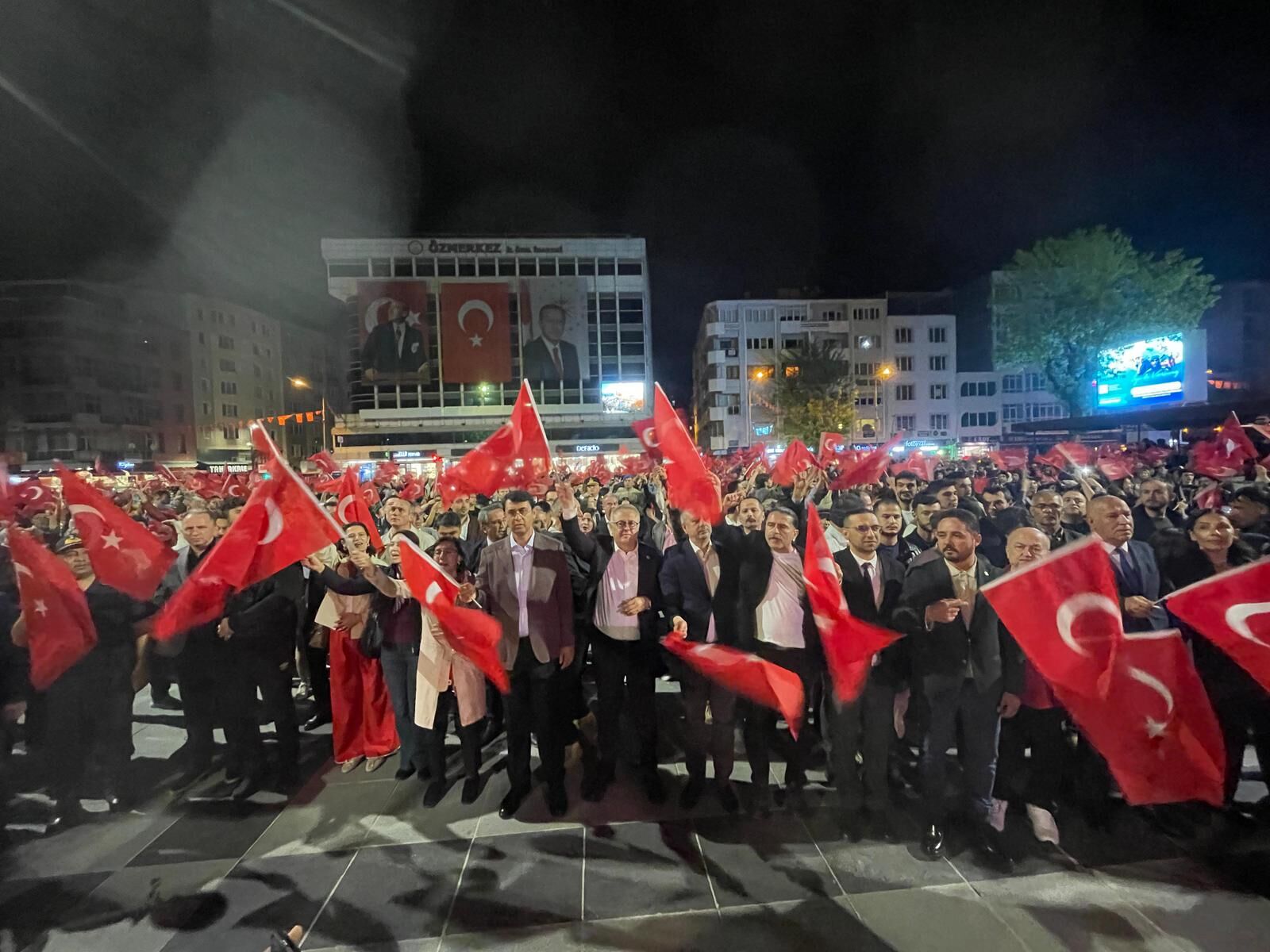 19 Mayış Yürüyüş 2