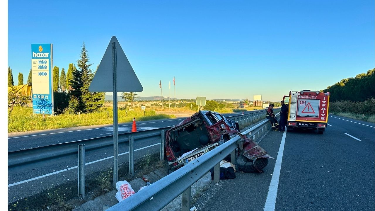 Uşak’ta Bayrami Zehi̇r Eden Feci̇ Kaza 11