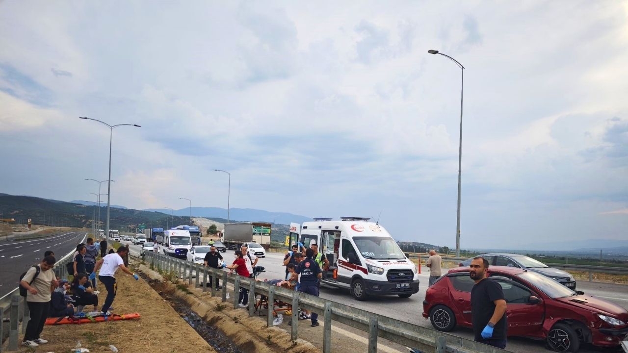 Otobüsü Feci Kazaya