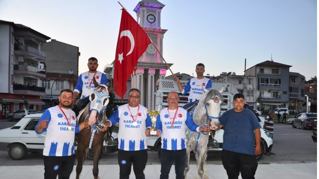 Şampiyon Selendi11