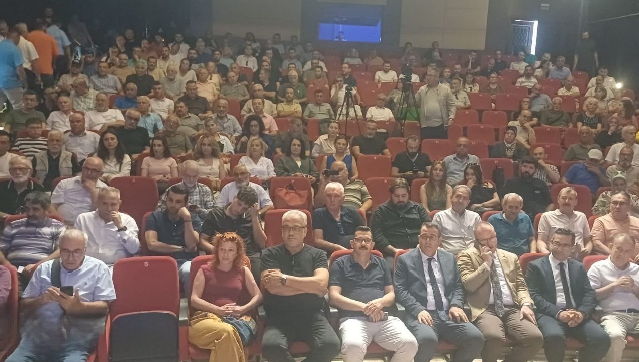 Üçadaykalabalık (1)