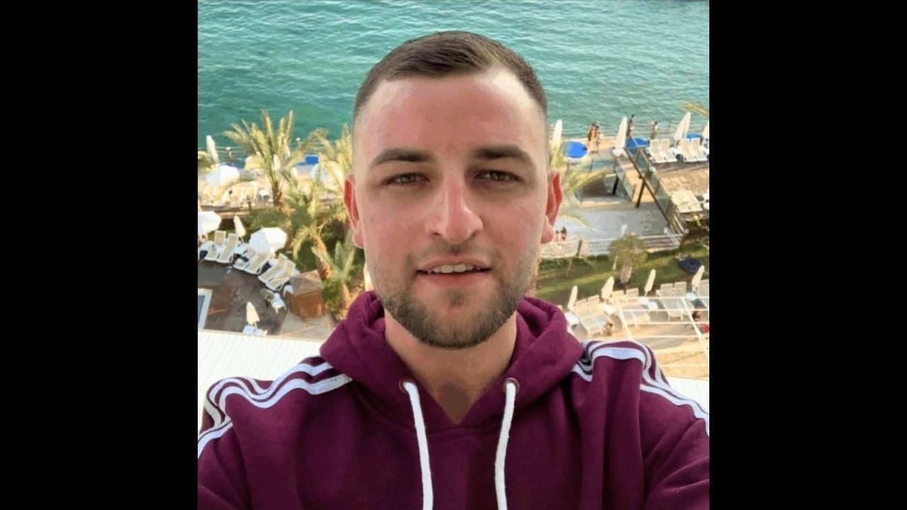 32 Yaşındaki Uşaklı Genç Danimarka’da Kalp Krizinden Hayatını Kaybetti
