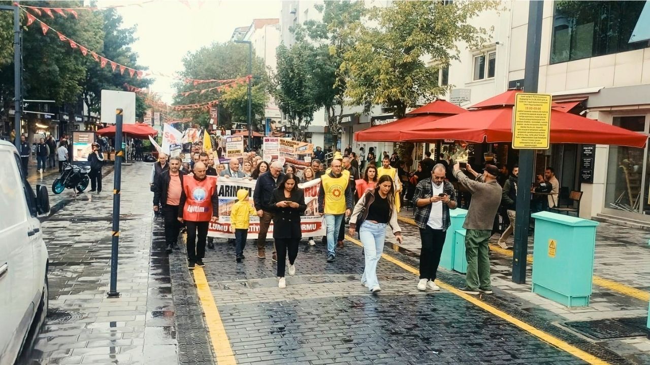 Uşak’ta Yıllar Sonra Yine Sorulan Soru: Okullarımız Nereye Gitti?