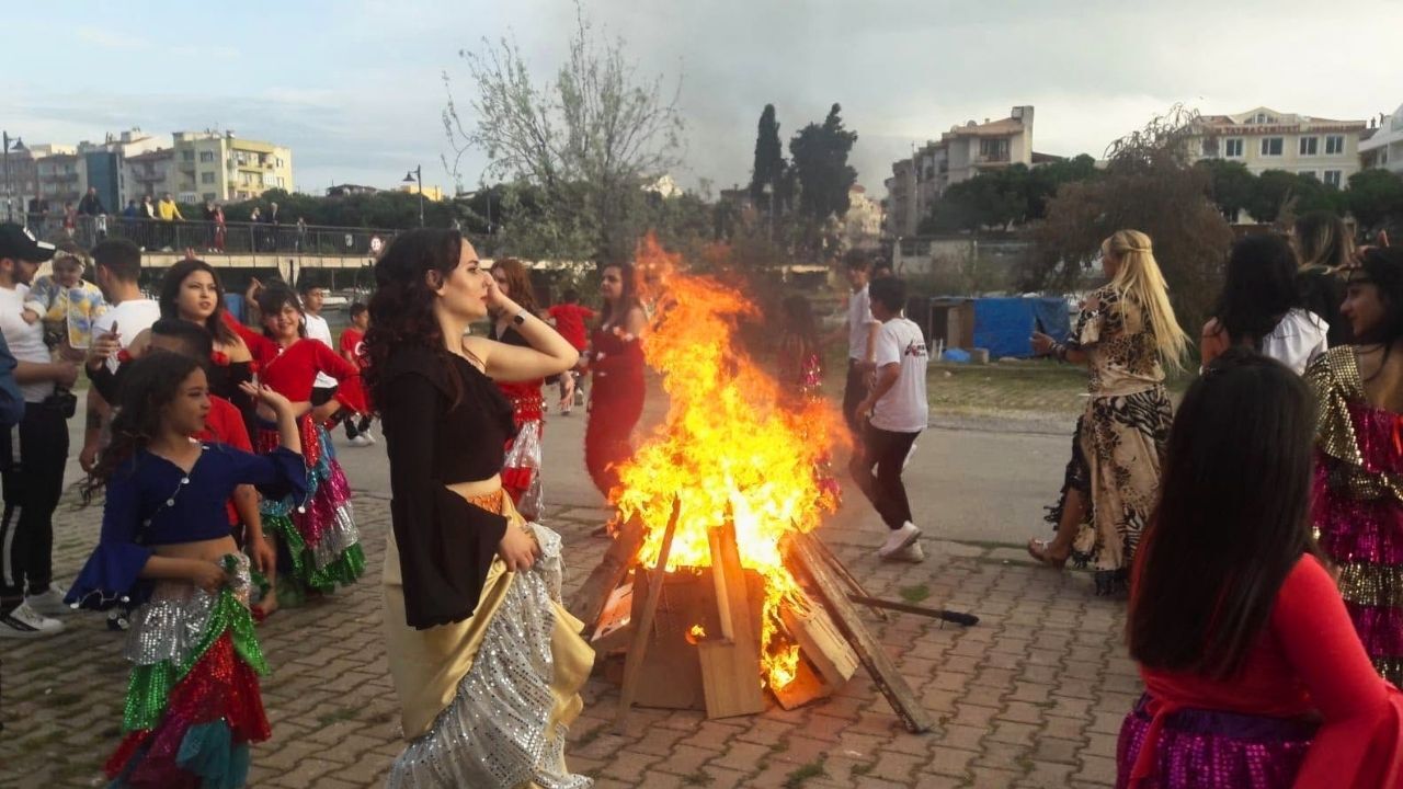 Uşak’ta ilk Kez Roman Festivali; İlle de Roman Olsun