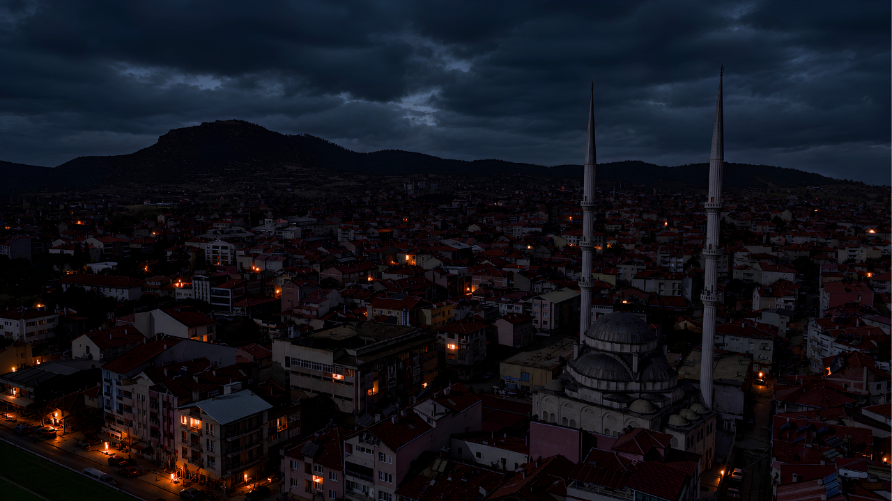 Uşak’ın Eşme İlçesi Karanlıkta Kaldı