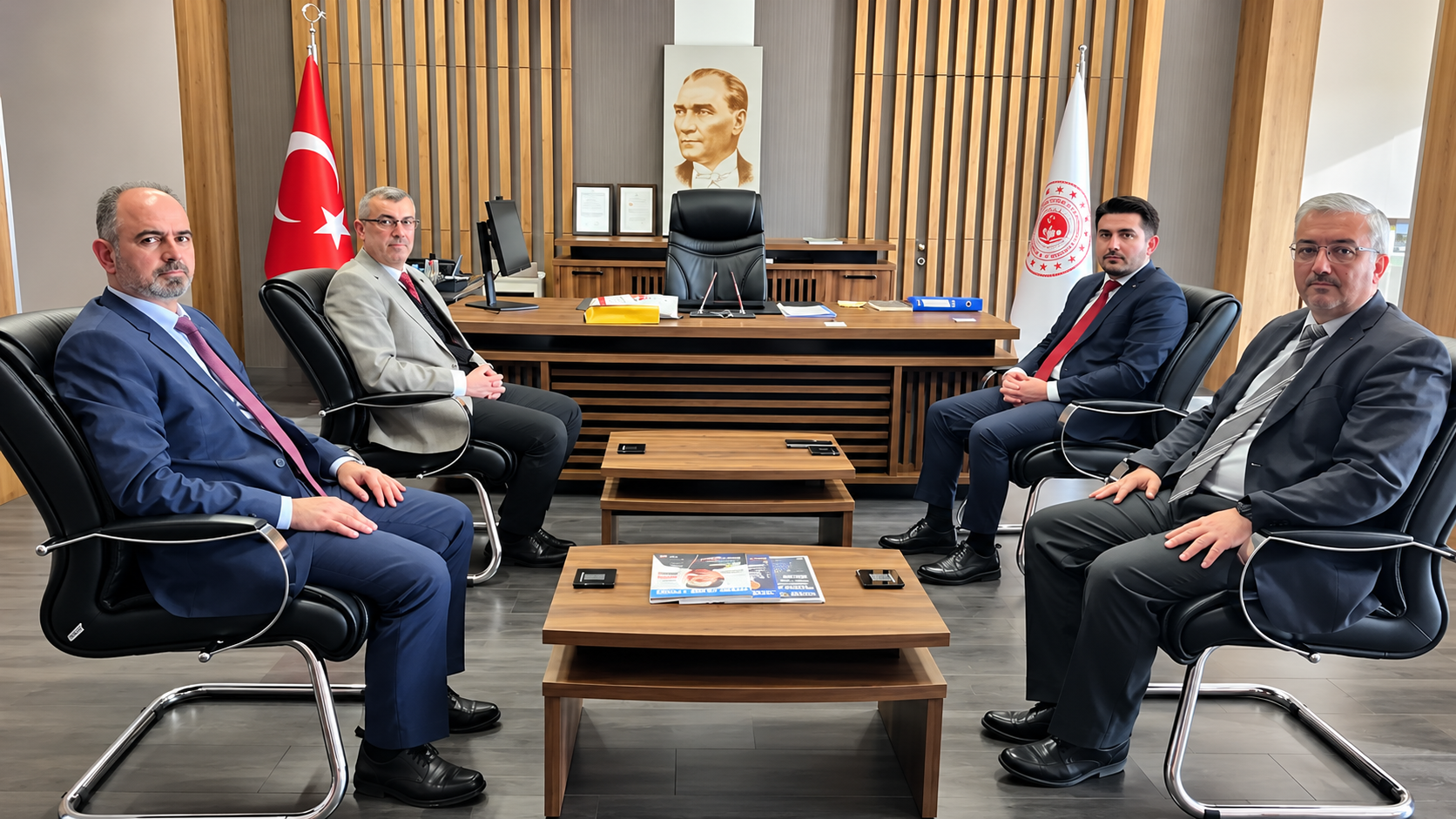 Uşak İl Müftüsü Harmancı'dan İl Müdürü Muhammed Yusuf Orhan'ı makamında ziyaret