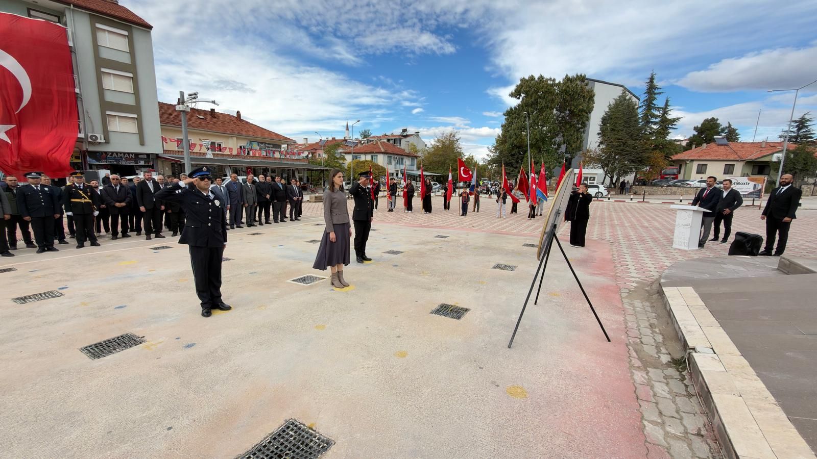 Sivaslı Kaymakamı 29 Ekim